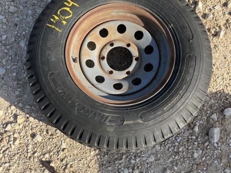 l3--6-hole-wheel-trailer-spare-image-1