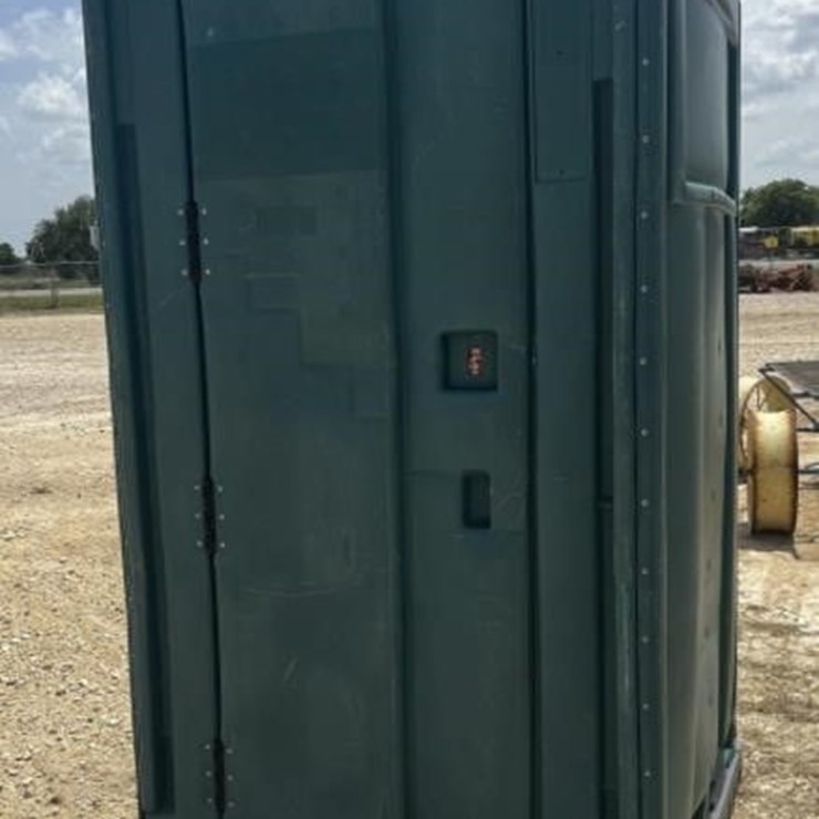 L3 - Port A Potty