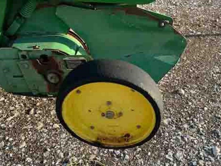 john-deere-567-image-16
