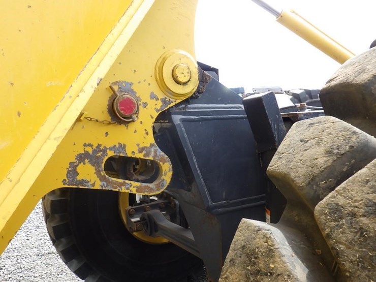2016-komatsu-hm400-5-image-31