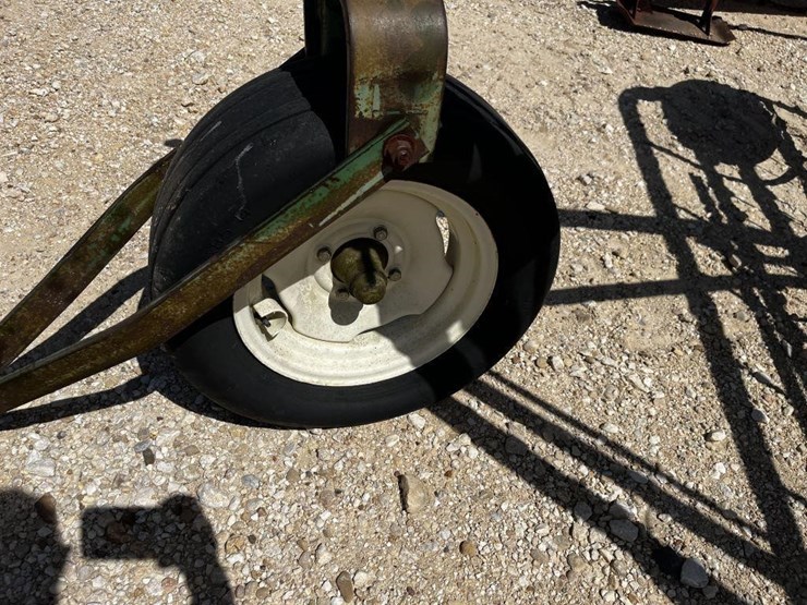 john-deere-670-image-12