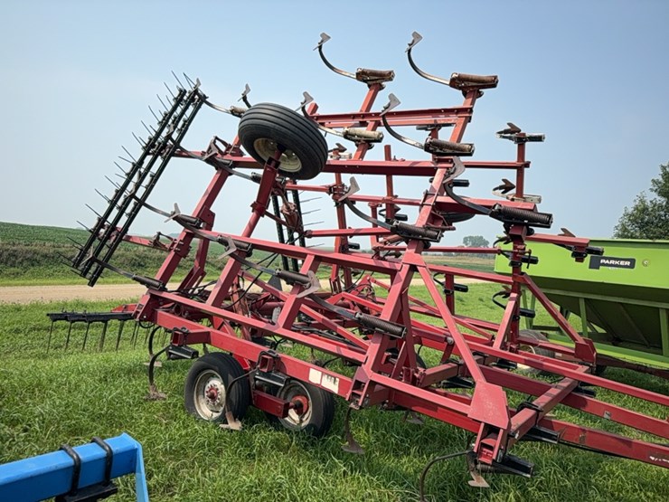 case-ih-4800-image-9
