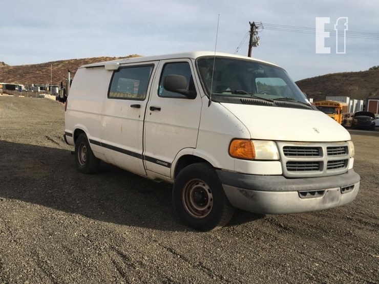 1999-dodge-ram-1500-image-2