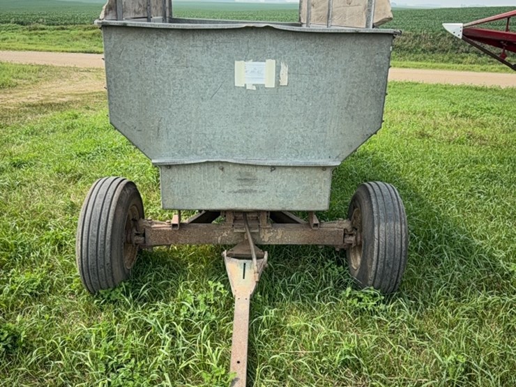 galvanized-flair-box-wagon-w/-hyd-hoist-image-2