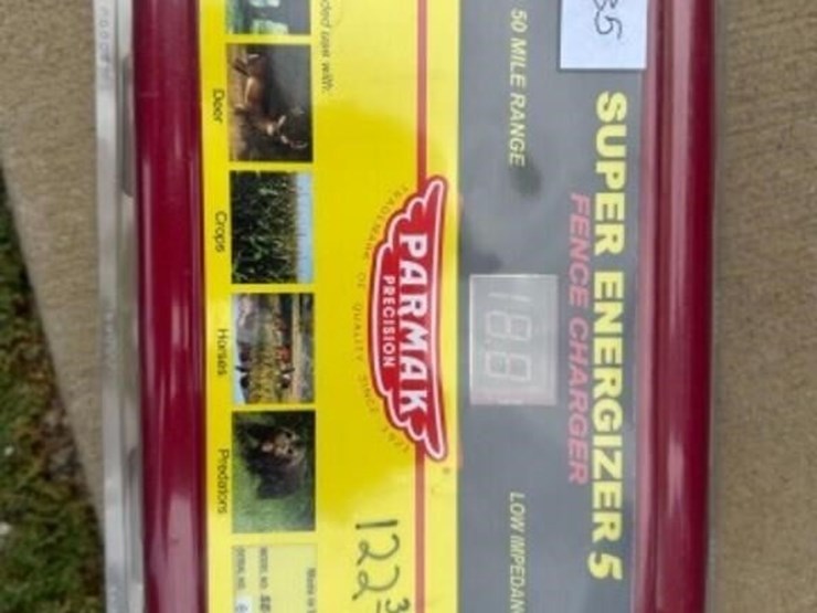 parmak-110v-fence-charger-image-1