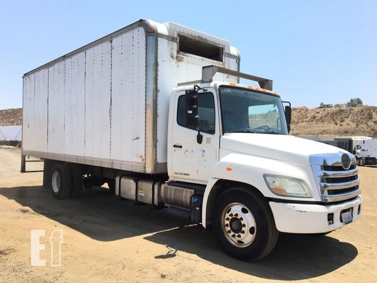 2013-hino-338-image-2