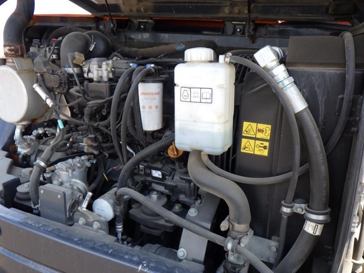 2021-doosan-dx85r-3-image-49