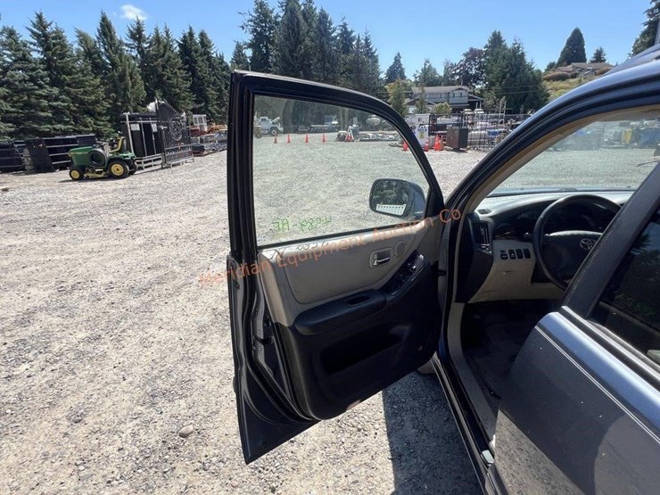 2003-toyota-highlander-image-22