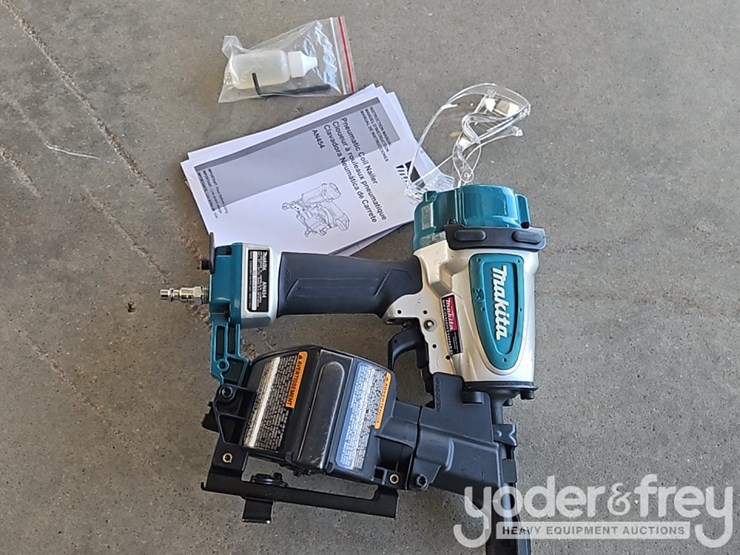 unused-makita-an454-image-3
