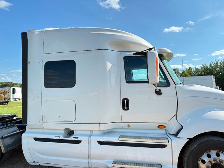 2015-international-prostar-image-23