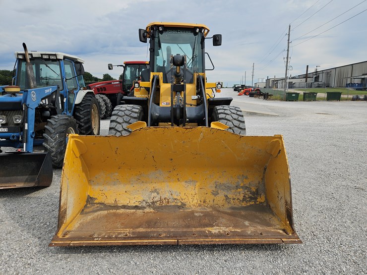 2021-deere-524p-image-2