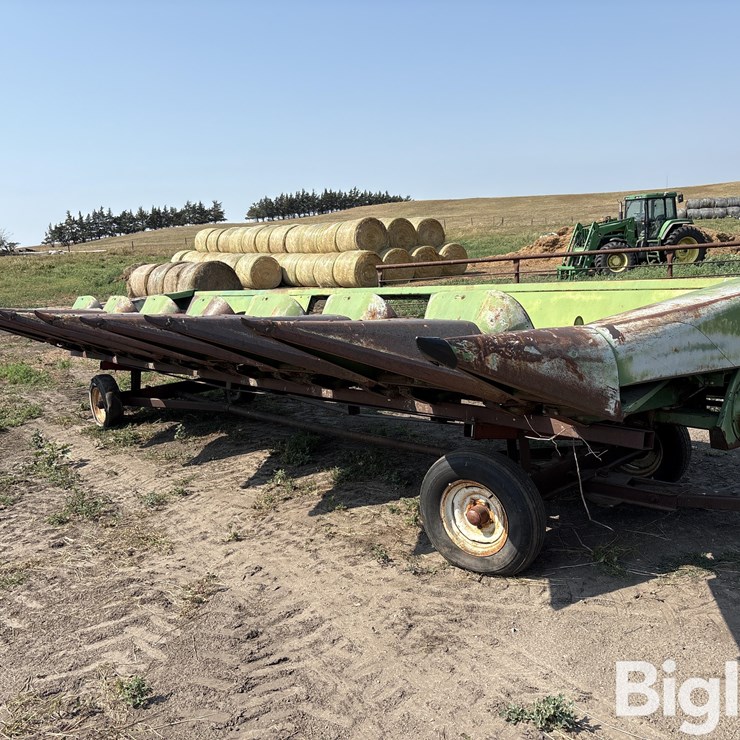 JOHN DEERE 844