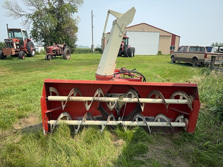 farm-king-8’-double-auger-snowblower,-540-pto,-hyd-spout,-3-pt-image-2