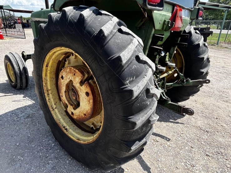 john-deere-4230-image-24