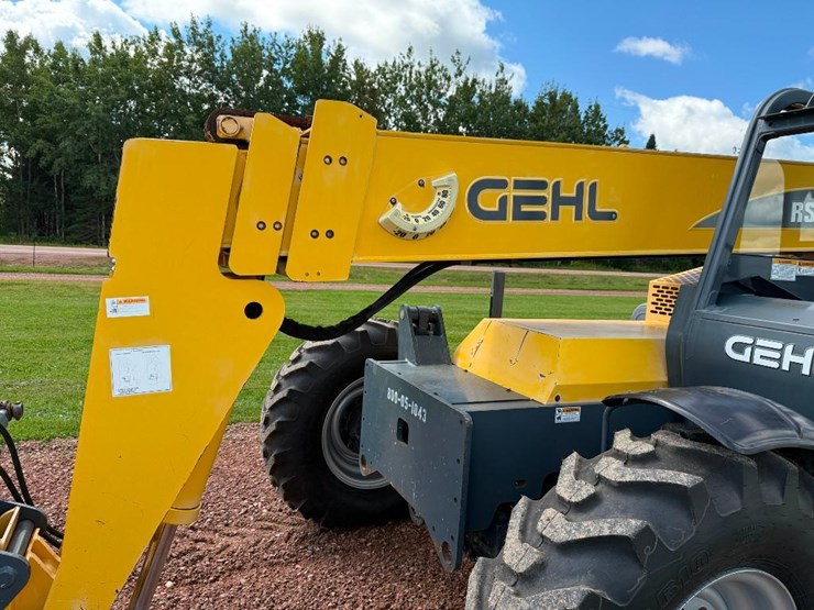 2015-gehl-rs6-42-image-27