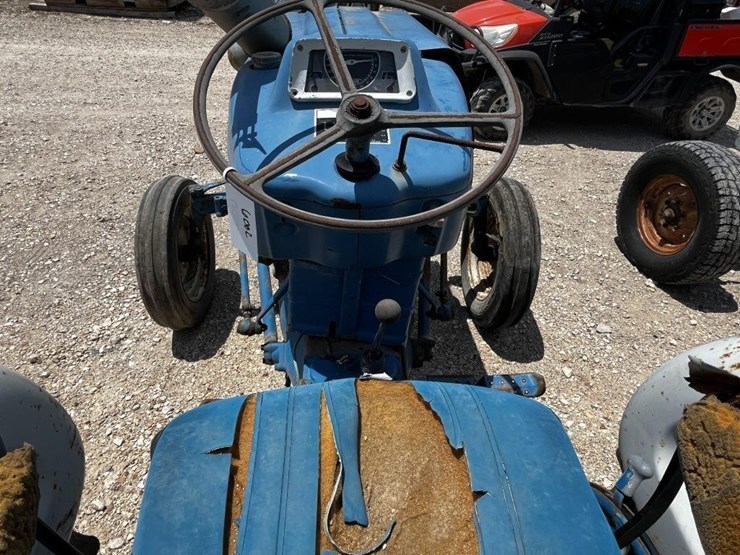 ford-3000-image-7