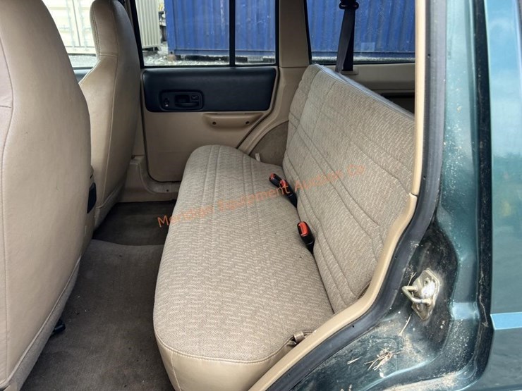 1999-jeep-cherokee-image-21