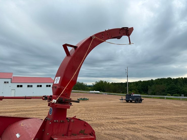 new-holland-38-image-8
