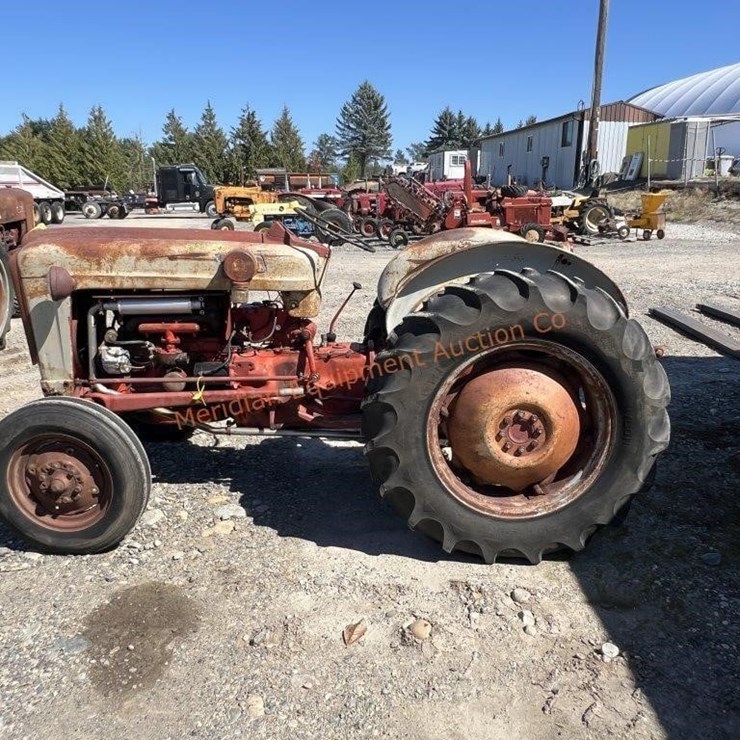 FORD 841