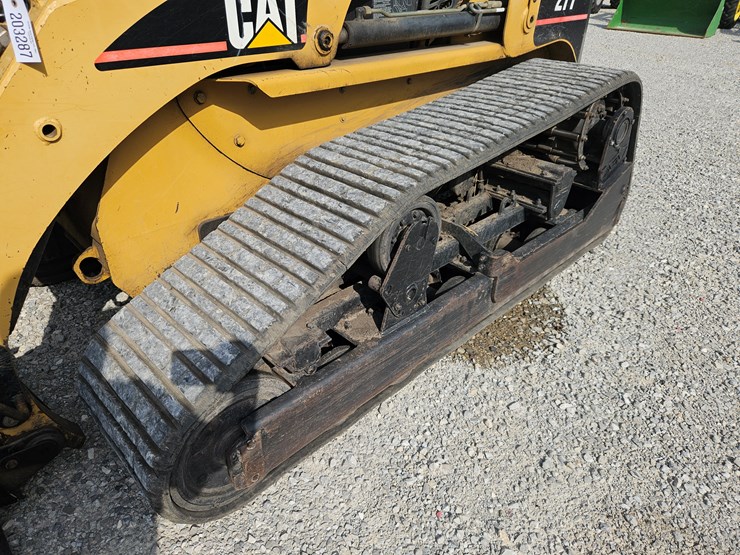 2004-caterpillar-277-image-14