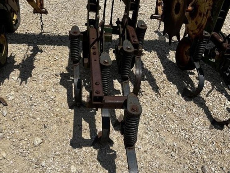 john-deere-6-image-9