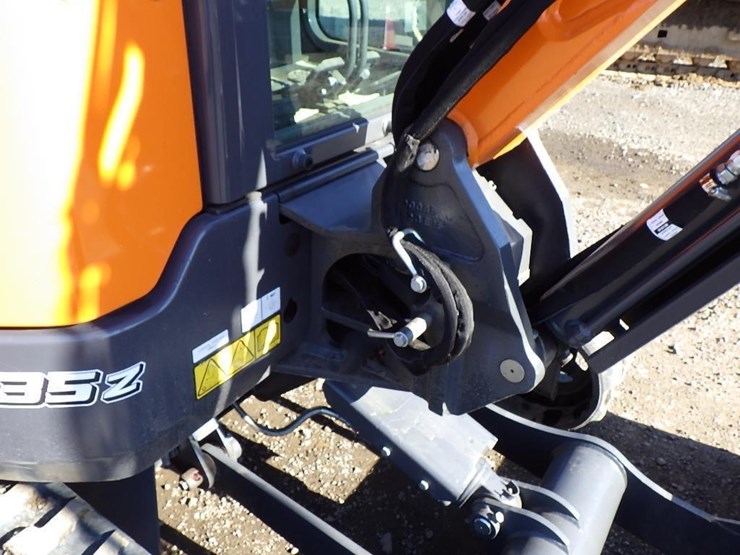2024-doosan-dx35z-image-15