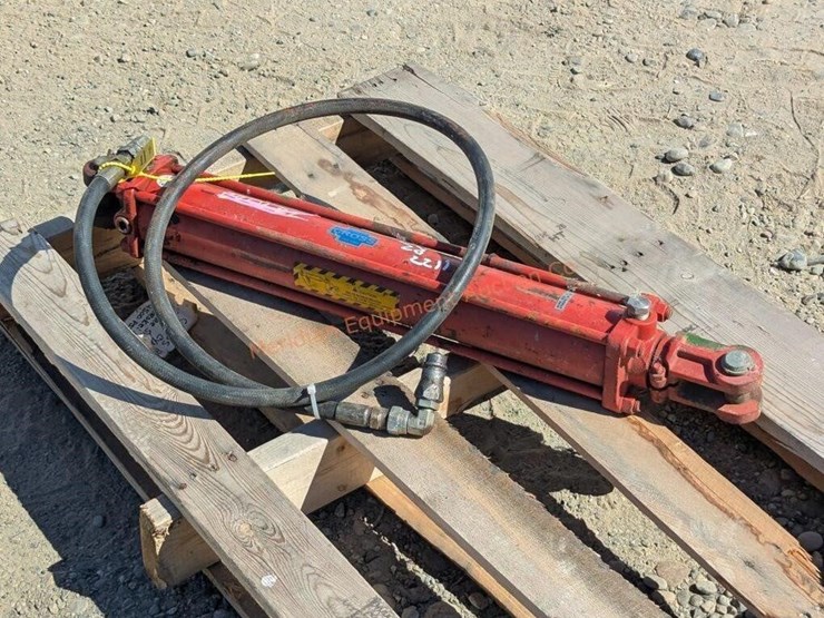 cross-mfg-hydraulic-cylinder-image-4