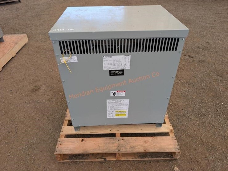 3-phase-transformer-120-208v-image-4