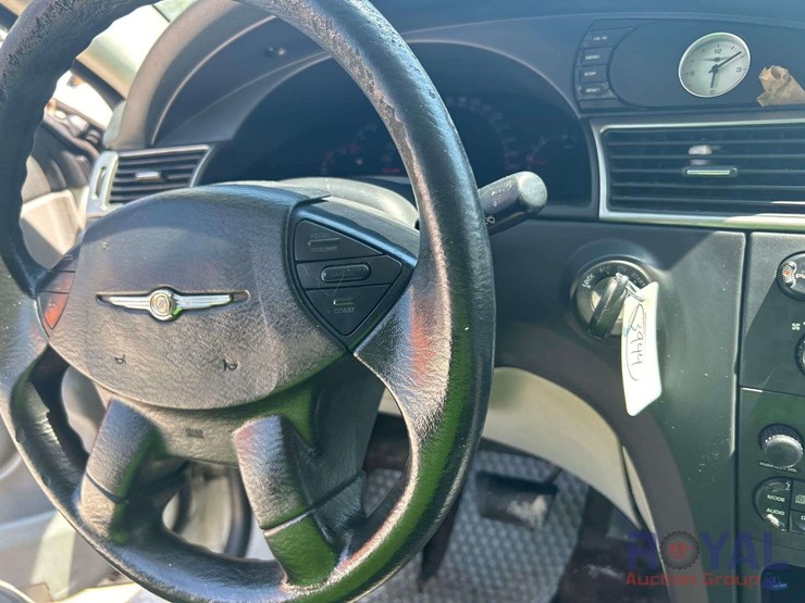 2007-chrysler-pacifica-image-15