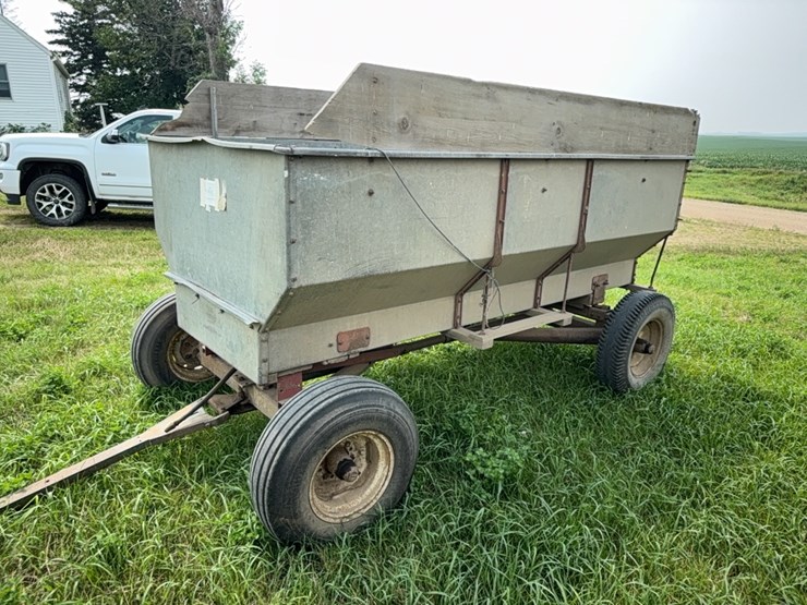 galvanized-flair-box-wagon-w/-hyd-hoist-image-3