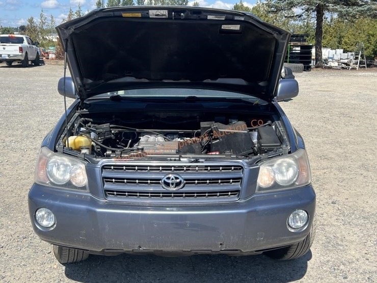 2003-toyota-highlander-image-29