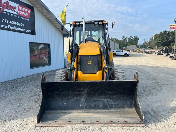 2022-jcb-3cx-image-9