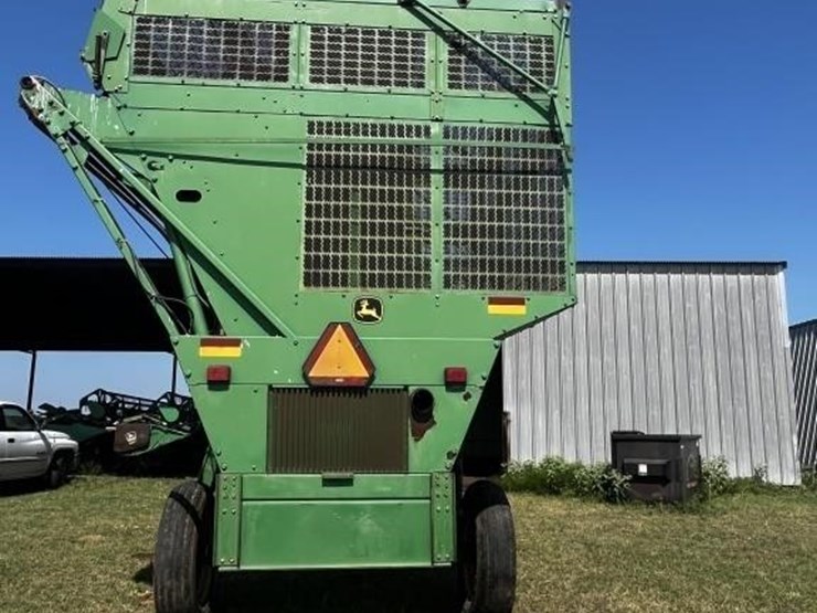 2005-john-deere-7460-image-5