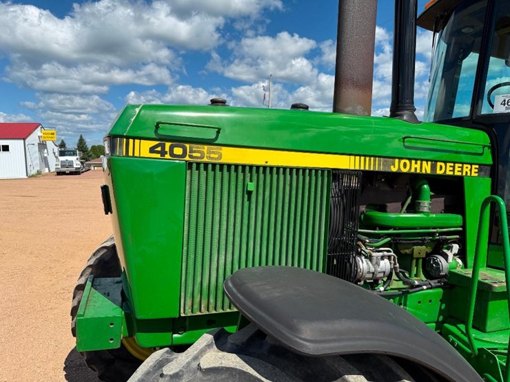 1990-john-deere-4055-image-24