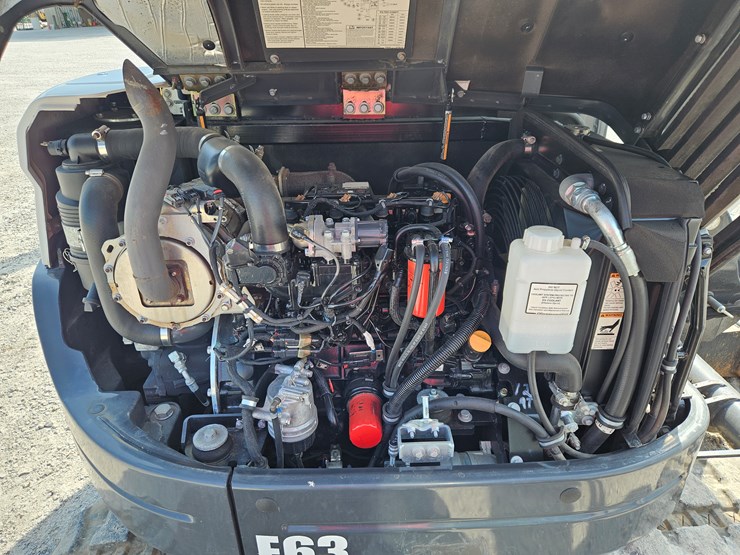 2016-bobcat-e63-image-21