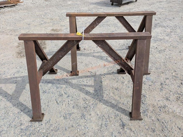 2--heavy-duty-steel-saw-horses-image-4