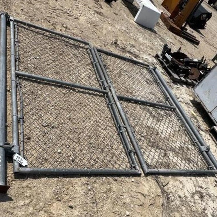L3 - Chain Link Gate
