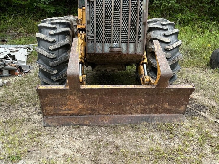 caterpillar-515-image-12