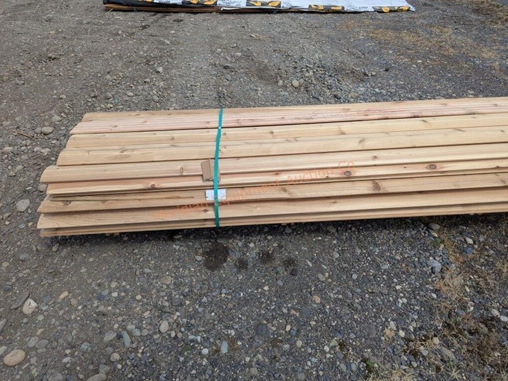 12'-cedar-log-cabin-siding-image-3