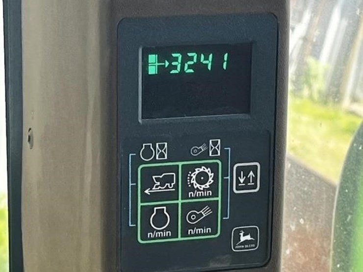 2005-john-deere-7460-image-13