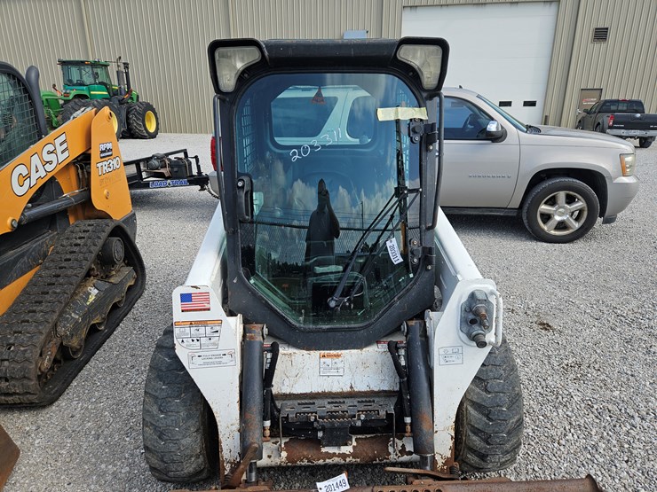 2015-bobcat-s550-image-4