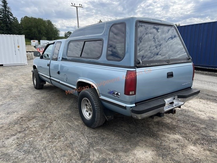 1990-chevrolet-k2500-image-3