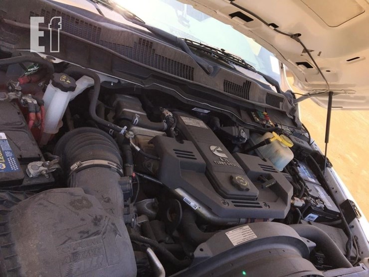 2018-ram-5500-slt-image-9
