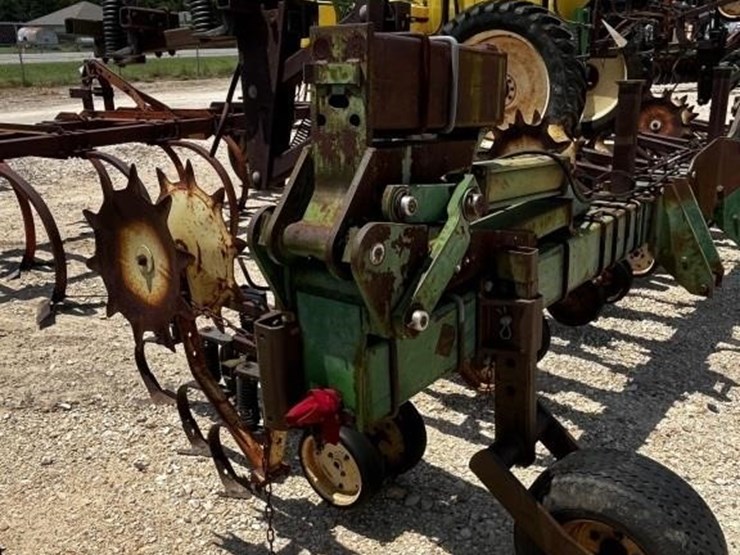 john-deere-6-image-6