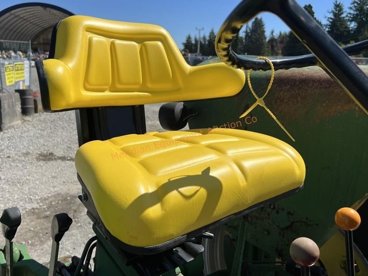 john-deere-2940-image-21