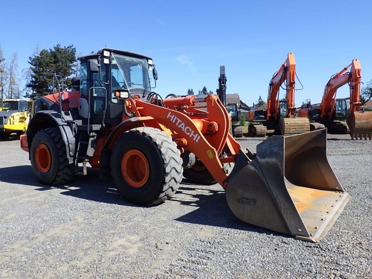 2017-hitachi-zw250-image-2