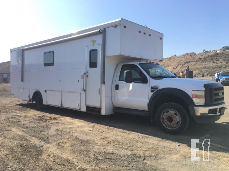 2008-ford-f550-xl-image-2