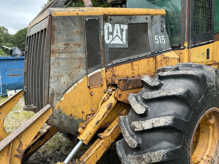 caterpillar-515-image-24