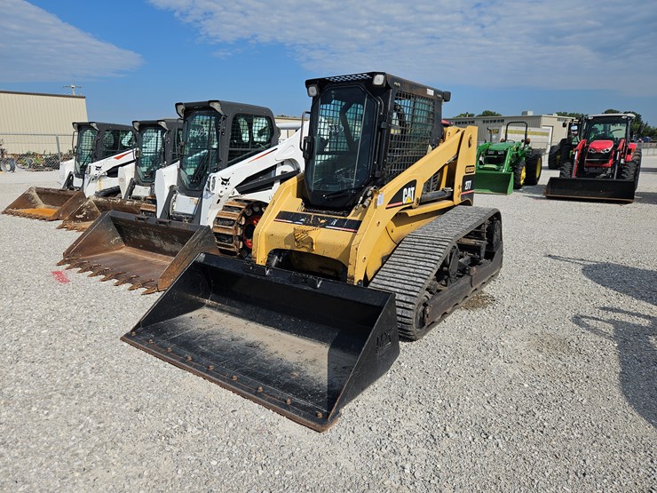 2004-caterpillar-277-image-1