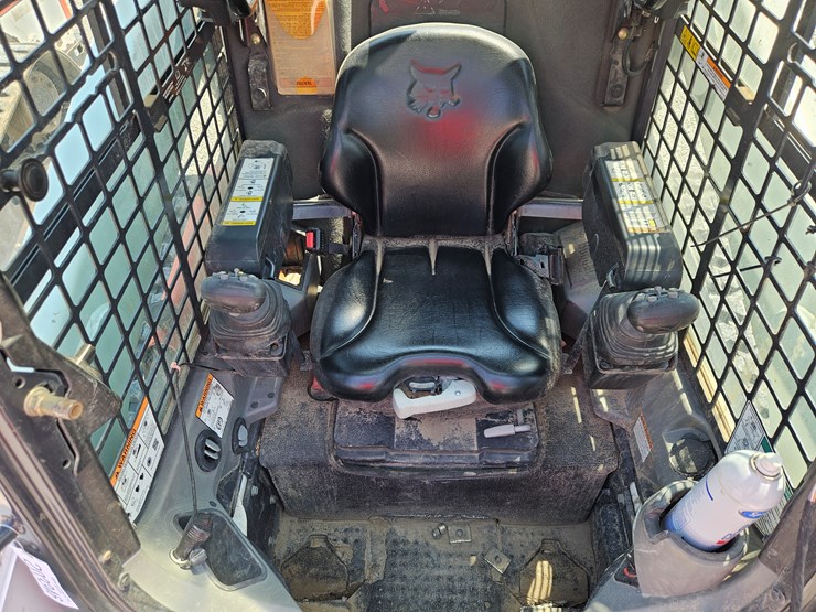 2017-bobcat-t650-image-8